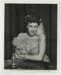 9s341 FRONTIER GAL 8.25x10 still 1945 sexy Yvonne De Carlo portrait by casino roulette wheel!