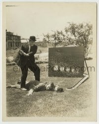 9s540 LAUREL & HARDY 8x10 still 1927 wacky Ollie practicing his golf put from Stan's head!