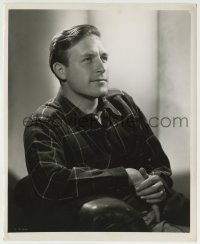 9s544 LAWRENCE TIERNEY 8.25x10 still 1946 great seated portrait smiling in flannel shirt!