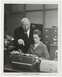 9s603 MARNIE candid 8x10 still 1964 Alfred Hitchcock shows Tippi Hedren how to act at typewriter!