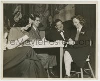 9s700 ORSON WELLES 8.25x10 news photo 1940s he's young & smiling in tux, behind the scenes image!