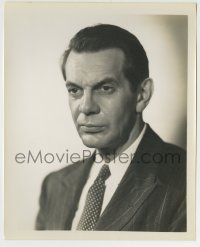 9s772 RAYMOND MASSEY 8x10 radio still 1930s head & shoulders portrait of the intense actor in suit & tie