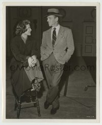9s810 ROYAL WEDDING candid 8x10 key book still 1951 Fred Astaire & Sarah Churchill between scenes!