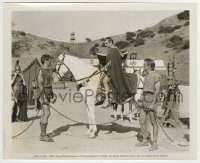 9s855 SPARTACUS candid 8.25x10 still 1960 Kirk Douglas stares at Olivier staring at Tony Curtis!