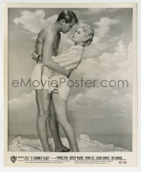 9s875 SUMMER PLACE 8.25x10 still 1959 barechested Troy Donahue embraces Sandra Dee at beach!