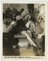 9s960 VIRGINIA CITY 8x10.25 still 1940 sexy Miriam Hopkins takes shots with cowboys at the bar!