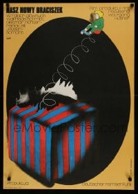 9t766 GESCHWISTER Polish 23x33 1977 boy springing from gift box artwork by Zygmunt Zaradkiewicz!