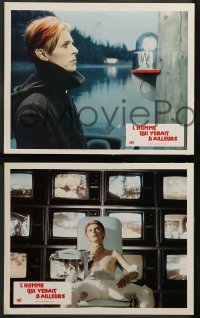 9w234 MAN WHO FELL TO EARTH 23 French LCs 1976 alien David Bowie in cool chair, Nicolas Roeg!