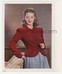 9x019 BETTE DAVIS deluxe color 10x12 still 1950s close portrait leaning against the back of a chair!
