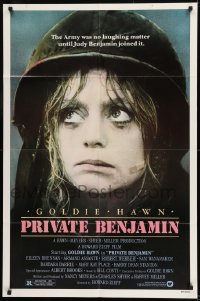 9y686 PRIVATE BENJAMIN 1sh 1980 funny image of depressed soldier Goldie Hawn!