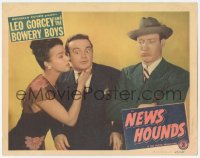 9z590 NEWS HOUNDS LC #8 1947 Huntz Hall is upset that sexy Nita Bieber is seducing Leo Gorcey!