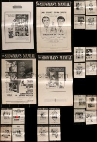 1a367 LOT OF 24 FOLDED UNCUT PRESSBOOKS 1950s-1960s advertising for a variety of different movies!