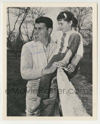 1b821 DALE ROBERTSON signed 8x10 REPRO still 1980s great smiling close up with his daughter!