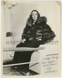 1b394 DOLORES DEL RIO signed 8x10.25 still 1936 seated c/u of the leading lady wearing fur coat!