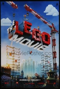 1c552 LEGO MOVIE teaser DS 1sh 2014 cool image of title assembled w/cranes & plastic blocks!