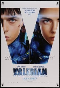 1c938 VALERIAN & THE CITY OF A THOUSAND PLANETS teaser DS 1sh 2017 close-up of Delevingne & Dehaan!