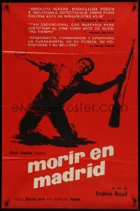 1g607 TO DIE IN MADRID Argentinean 1963 different image of man with rifle getting shot!