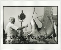 1h028 JAWS deluxe candid 8x10 file photo 1975 makeup artist Del sprays shark's mouth by Goldman!