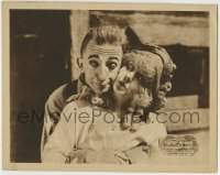 1r367 BEARS & BAD MEN LC 1918 great close up of wacky Larry Semon romancing Madge Kirby!