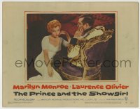 1r746 PRINCE & THE SHOWGIRL LC #2 1957 sexy Marilyn Monroe sits in front of royal Laurence Olivier!