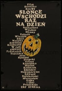 1t627 SLONCE WSCHODZI RAZ NA DZIEN Polish 23x33 1972 art of Halloween pumpkin jack-o-lantern!