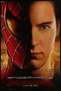 1z878 SPIDER-MAN 2 advance DS 1sh 2004 great close-up image of Tobey Maguire in the title role!