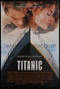 1z934 TITANIC DS 1sh 1997 Leonardo DiCaprio & Winslet, Cameron, collide with destiny!