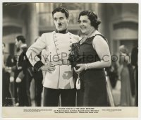 2a486 GREAT DICTATOR 7.75x9.25 still 1940 close up of Charlie Chaplin & Emma Dunn at fancy party!