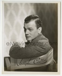 2a567 JOSEPH COTTEN 8.25x10.25 still 1940s great seated portrait in his personalized chair!