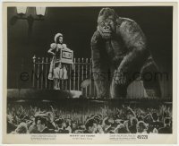 2a679 MIGHTY JOE YOUNG 8.25x10 still 1949 special effects scene w/ Terry Moore on stage with ape!