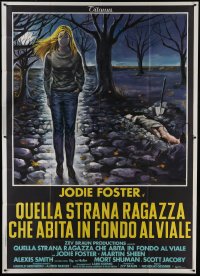 2c201 LITTLE GIRL WHO LIVES DOWN THE LANE Italian 2p 1977 cool different art of Jodie Foster!