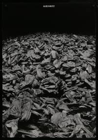 2d827 AUSCHWITZ museum Polish 27x39 2000s Nazi concentration camp, image of many shoes in a pile