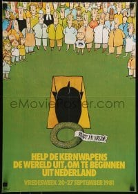 2d538 HELP DE KERNWAPENS DE WERELD UIT 17x23 Dutch special poster 1981 burying a missile in grave