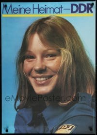 2d424 MEINE HEIMAT DDR 23x32 East German special poster 1984 GDR, close-up smiling FDJ youth