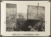 2d568 REVOLUTIONS OF 1989 20x28 French special poster 1989 great image of the Berlin Wall falling