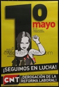 2d849 SEGUIMOS EN LUCHA 17x25 Spanish special poster 2000s woman protesting with fist in the air