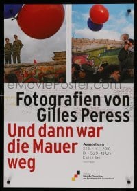 2d947 UND DANN WAR DIE MAUER WEG 24x33 German museum/art exhibition 2010 fall of the Berlin Wall