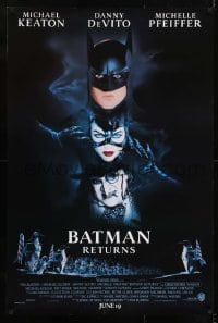 2k090 BATMAN RETURNS int'l advance DS 1sh 1992 Burton, Keaton, cool white date design!
