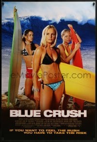 2k138 BLUE CRUSH 1sh 2002 surfers Michelle Rodriguez, Kate Bosworth & Sanoe Lake in bikinis