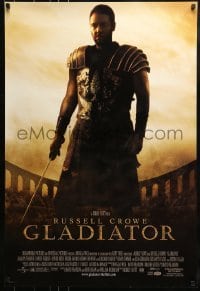 2k347 GLADIATOR DS 1sh 2000 Ridley Scott, cool image of Russell Crowe in the Coliseum!