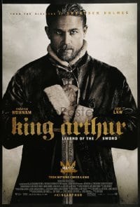 2k500 KING ARTHUR LEGEND OF THE SWORD advance DS 1sh 2017 Charlie Hunnam in the title role!