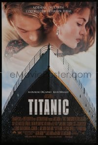 2k892 TITANIC 1sh 1997 Leonardo DiCaprio & Winslet, Cameron, collide with destiny!