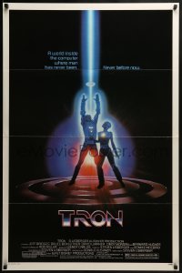 2k912 TRON 1sh 1982 Walt Disney sci-fi, Jeff Bridges in a computer, cool special effects!