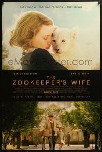 2k998 ZOOKEEPER'S WIFE advance DS 1sh 2017 Daniel Bruhl, Jessica Chastain with white tiger cub!