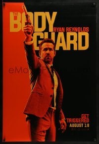 3g410 HITMAN'S BODYGUARD teaser DS 1sh 2017 great image of Ryan Reynolds pointing gun!