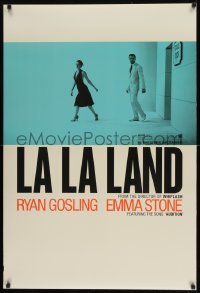 3g518 LA LA LAND teaser DS 1sh 2016 great image of Ryan Gosling & Emma Stone leaving stage door!