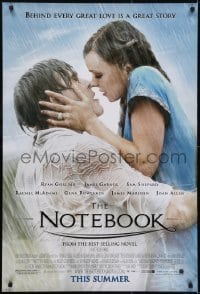 3g662 NOTEBOOK advance DS 1sh 2004 romantic close up of Ryan Gosling & Rachel McAdams in the rain!