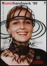 3k621 KUNSTHANDWERK '99 24x33 German museum/art exhibition 1999 woman wearing a wild hat!