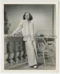 3m301 CONSTANCE MOORE 8.25x10 still 1939 casual portrait at home, You Can't Cheat an Honest Man!