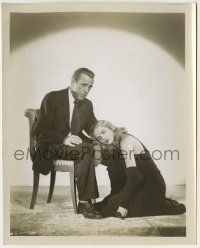 3m323 DEAD RECKONING 8.25x10.25 still 1947 kneeling Lizabeth Scott resting her head on Bogart's lap